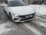 Hyundai Elantra 2023 годаүшін8 900 000 тг. в Алматы – фото 2