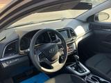 Hyundai Elantra 2018 года за 4 600 000 тг. в Атырау – фото 4