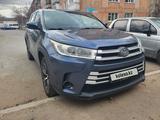 Toyota Highlander 2017 года за 14 500 000 тг. в Павлодар – фото 2