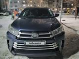 Toyota Highlander 2017 года за 14 800 000 тг. в Павлодар
