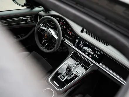 Porsche Panamera 2019 года за 59 900 000 тг. в Алматы – фото 12