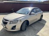 Chevrolet Cruze 2013 года за 4 000 000 тг. в Семей – фото 2