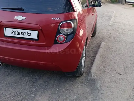 Chevrolet Aveo 2013 года за 3 550 000 тг. в Алматы – фото 2