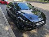 Hyundai Elantra 2022 года за 11 000 000 тг. в Алматы – фото 2