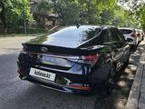 Hyundai Elantra 2022 года за 11 000 000 тг. в Алматы – фото 3