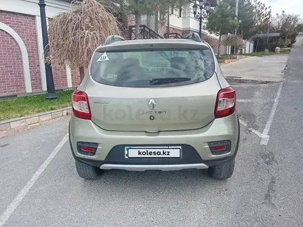 Renault Sandero 2015 года за 3 700 000 тг. в Алматы – фото 5