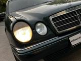 Mercedes-Benz E 230 1996 годаүшін2 800 000 тг. в Шымкент – фото 2