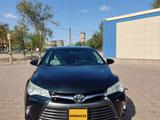 Toyota Camry 2016 года за 8 200 000 тг. в Байконыр – фото 2