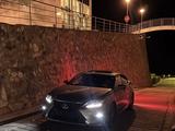 Lexus ES 250 2018 года за 16 000 000 тг. в Жанаозен – фото 2
