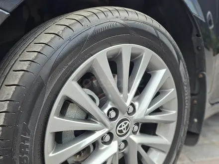Toyota Camry 2017 года за 13 800 000 тг. в Павлодар – фото 12
