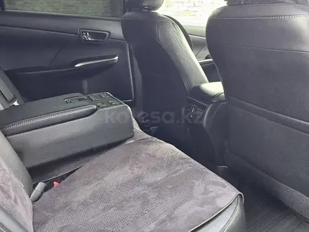 Toyota Camry 2017 года за 13 800 000 тг. в Павлодар – фото 24