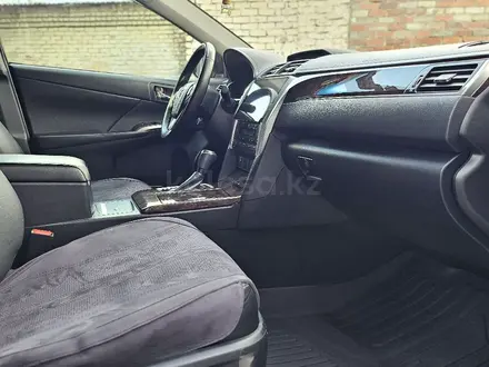 Toyota Camry 2017 года за 13 800 000 тг. в Павлодар – фото 25