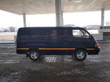 Toyota Hiace 1990 года за 1 500 000 тг. в Алматы – фото 4