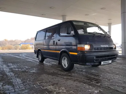 Toyota Hiace 1990 года за 1 500 000 тг. в Алматы – фото 6