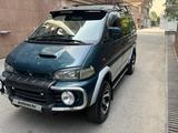 Mitsubishi Delica 1996 годаүшін4 800 000 тг. в Алматы – фото 3