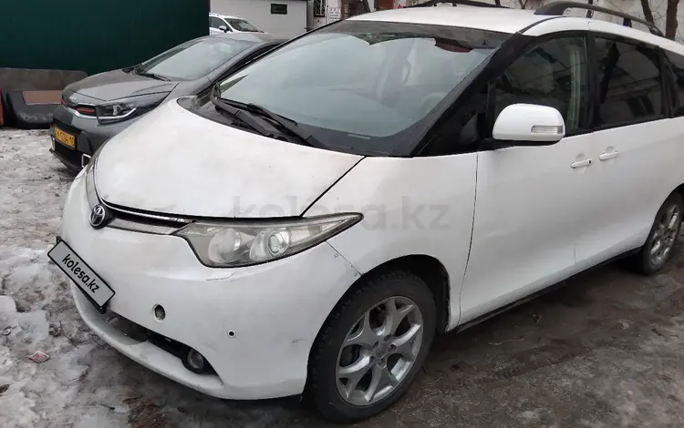 Toyota Previa 2006 годаfor6 100 000 тг. в Рудный