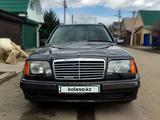 Mercedes-Benz E 300 1992 года за 2 300 000 тг. в Рудный – фото 2