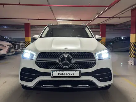 Mercedes-Benz GLE 450 2023 года за 51 000 000 тг. в Астана