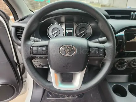 Toyota Hilux 2023 года за 20 500 000 тг. в Алматы – фото 27