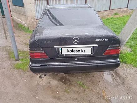 Mercedes-Benz E 220 1992 года за 700 000 тг. в Каскелен – фото 3