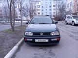 Volkswagen Golf 1995 годаүшін2 600 000 тг. в Кентау