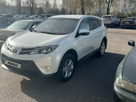 Toyota RAV4 2013 года за 9 800 000 тг. в Шымкент – фото 2