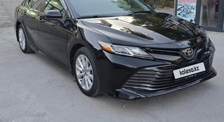 Toyota Camry 2019 года за 11 800 000 тг. в Шымкент