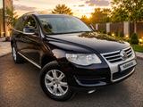 Volkswagen Touareg 2008 годаүшін7 100 000 тг. в Караганда