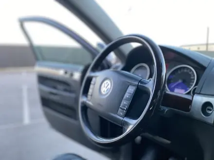 Volkswagen Touareg 2008 года за 7 100 000 тг. в Караганда – фото 14