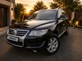 Volkswagen Touareg 2008 года за 7 100 000 тг. в Караганда – фото 3