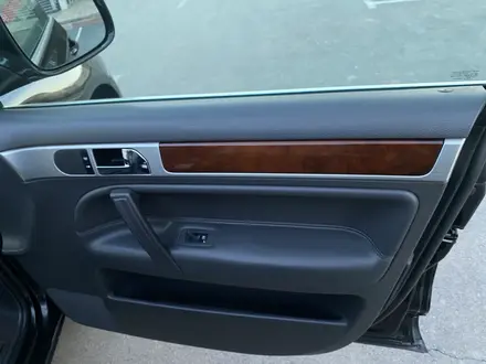 Volkswagen Touareg 2008 года за 7 100 000 тг. в Караганда – фото 11