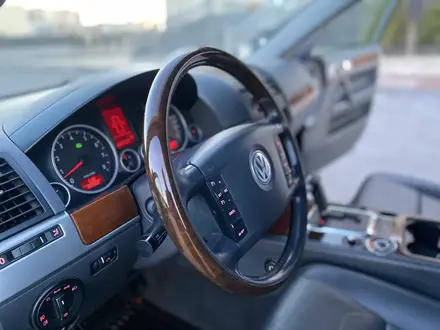 Volkswagen Touareg 2008 года за 7 100 000 тг. в Караганда – фото 5