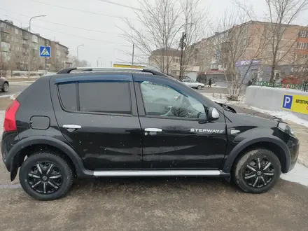 Renault Sandero Stepway 2014 года за 4 100 000 тг. в Караганда – фото 5