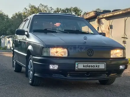 Volkswagen Passat 1992 года за 1 500 000 тг. в Караганда