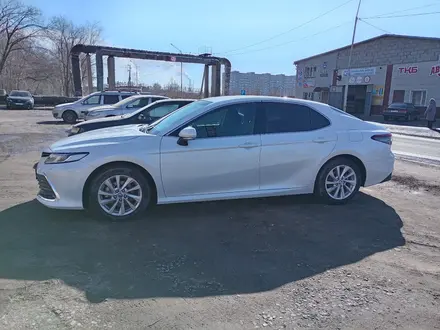 Toyota Camry 2023 года за 16 500 000 тг. в Павлодар – фото 2