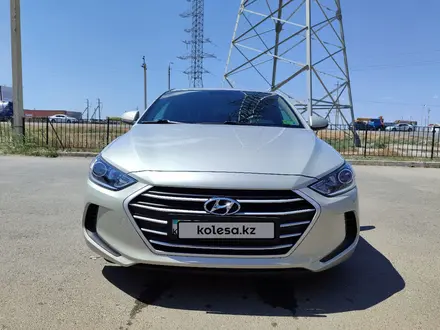 Hyundai Elantra 2017 года за 7 800 000 тг. в Атырау