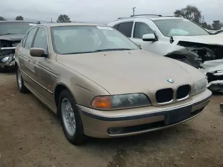 BMW 530 2000 года за 25 000 тг. в Алматы