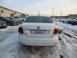 Volkswagen Polo 2015 годаүшін4 102 000 тг. в Шымкент – фото 2