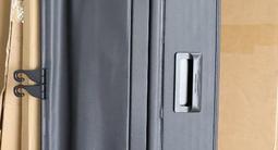 Шторка багажника L6 L7 L9 за 25 000 тг. в Алматы