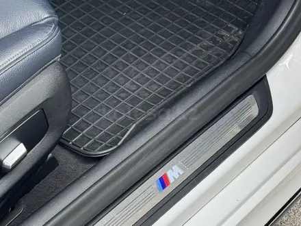 BMW 540 2020 года за 23 500 000 тг. в Алматы – фото 13