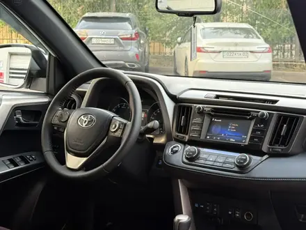Toyota RAV4 2018 года за 12 100 000 тг. в Астана – фото 11