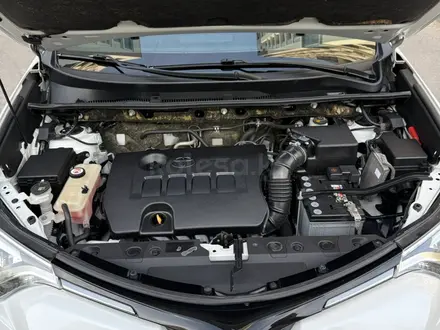 Toyota RAV4 2018 года за 12 100 000 тг. в Астана – фото 15