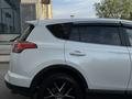 Toyota RAV4 2018 года за 12 100 000 тг. в Астана – фото 8