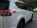 Toyota RAV4 2018 года за 12 100 000 тг. в Астана – фото 10