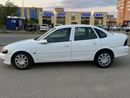 Opel Vectra 1999 года за 1 800 000 тг. в Актобе – фото 2