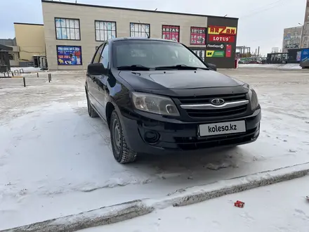 ВАЗ (Lada) Granta 2190 2013 года за 2 700 000 тг. в Караганда