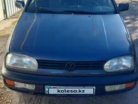 Volkswagen Golf 1993 годаүшін1 100 000 тг. в Шу