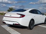 Hyundai Sonata 2020 года за 7 700 000 тг. в Караганда – фото 3