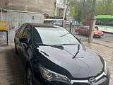 Toyota Camry 2015 года за 6 400 000 тг. в Шымкент – фото 2