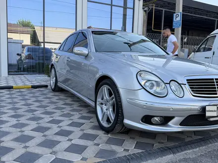 Mercedes-Benz E 55 AMG 2004 года за 14 500 000 тг. в Шымкент – фото 17